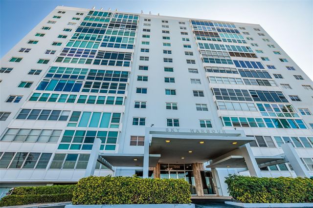 7200 SUNSHINE SKYWAY LANE S 3D, St Petersburg, FL 33711