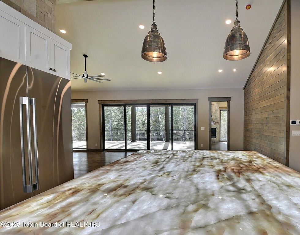 5727 FOREST RIDGE Road, Victor, ID 83455 photo 17