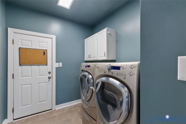 900 Railey Hill Ct, Midlothian, VA 23114