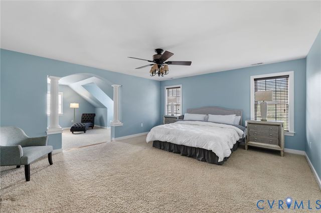 900 Railey Hill Ct, Midlothian, VA 23114