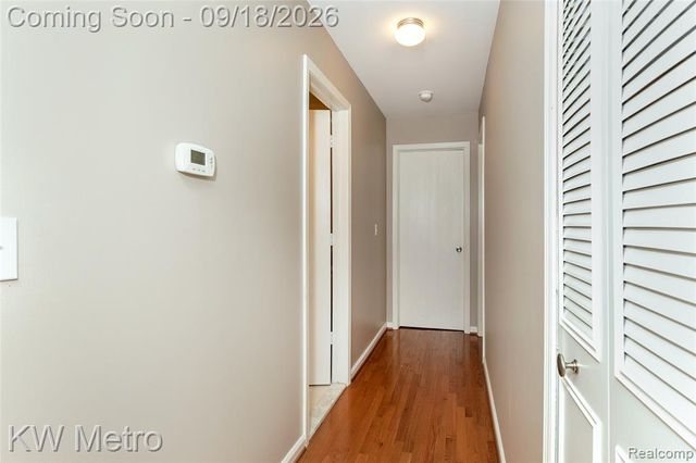 178 Meadow Lane Circle, Rochester Hills, MI 48307