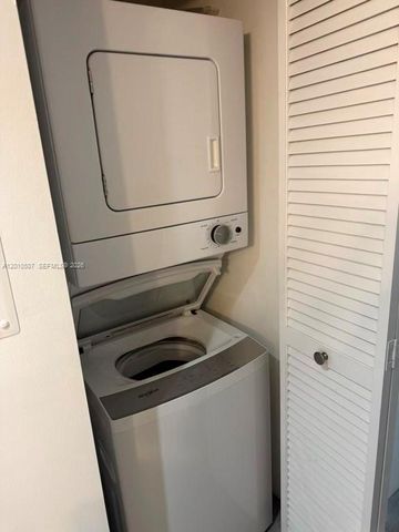 1712 SW 2nd Ave 304, Miami, FL 33129