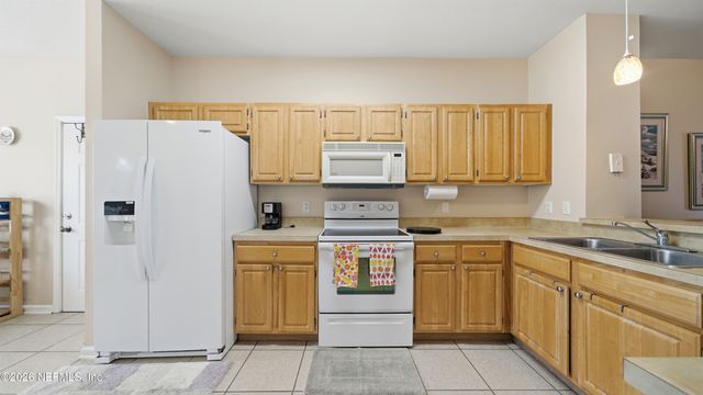 3750 SILVER BLUFF Boulevard 203, Orange Park, FL 32065