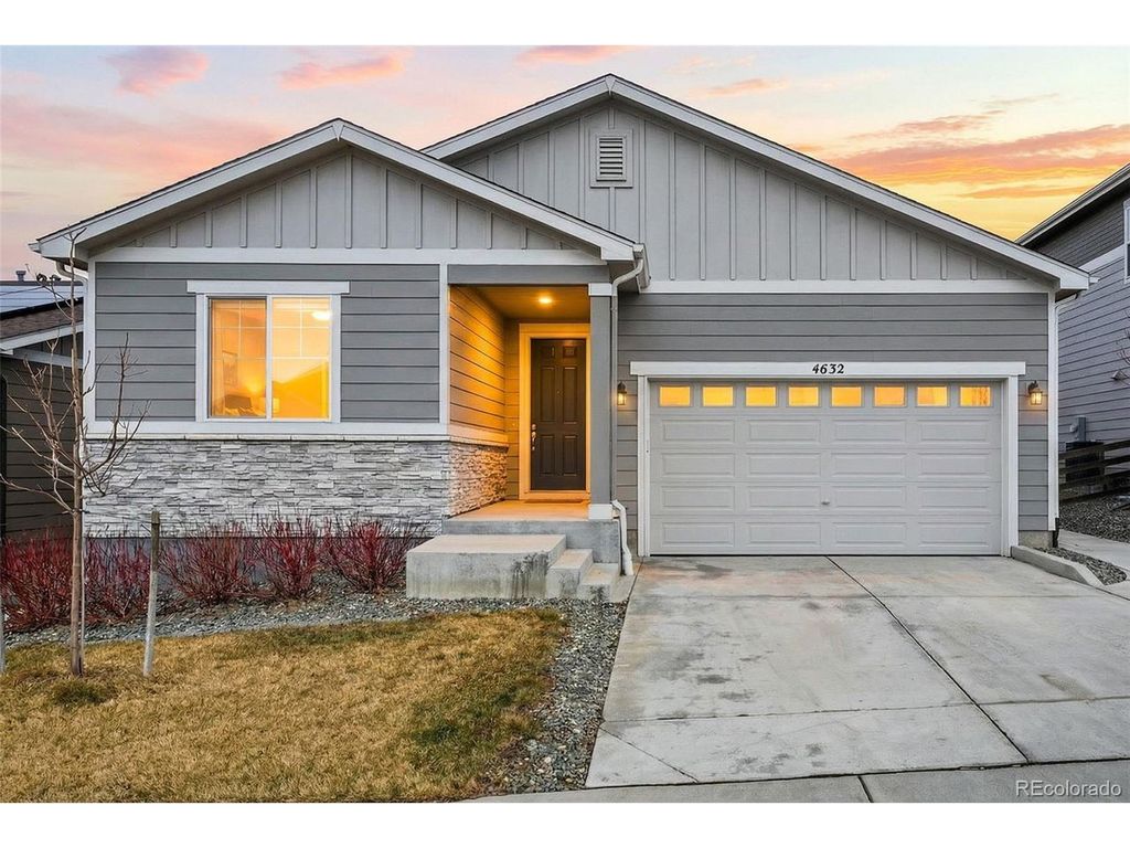 4632 S Malaya Ct, Aurora, CO 80015