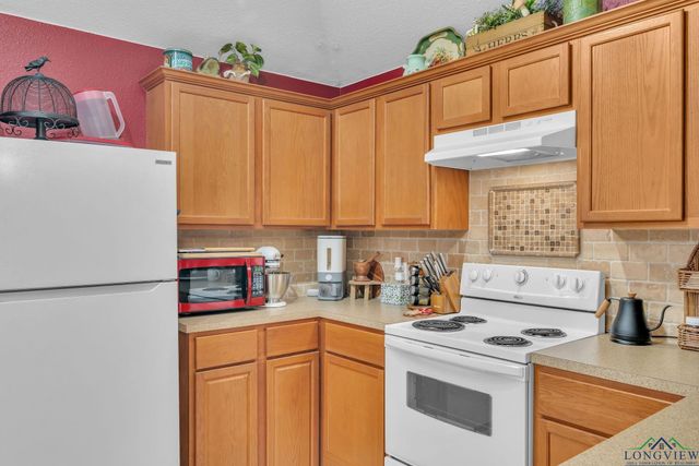 201 CLAIRE LANE, Longview, TX 75605