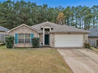 201 CLAIRE LANE, Longview, TX 75605