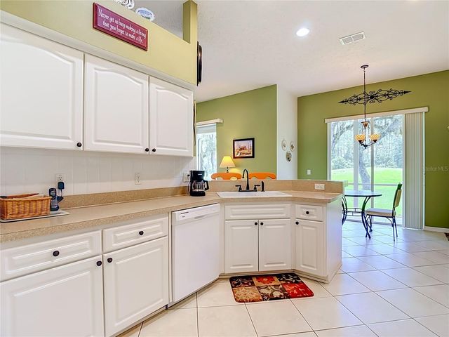 13540 PLANTATION LAKE CIRCLE, Hudson, FL 34669