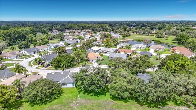 13540 PLANTATION LAKE CIRCLE, Hudson, FL 34669