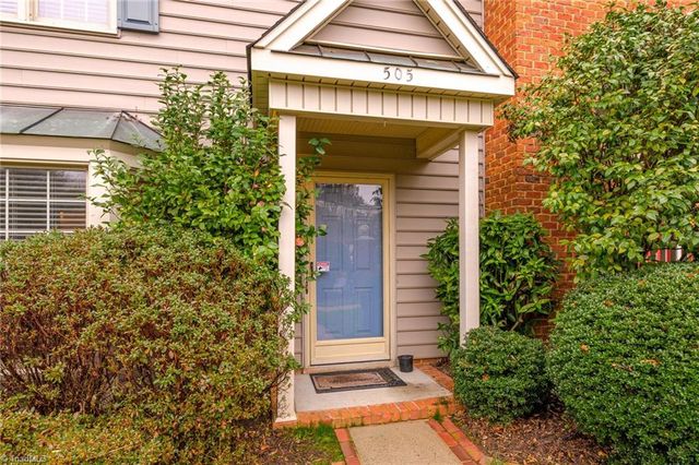 505 Tanners Park Court, Winston-salem, NC 27101