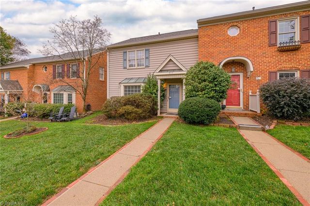 505 Tanners Park Court, Winston-salem, NC 27101