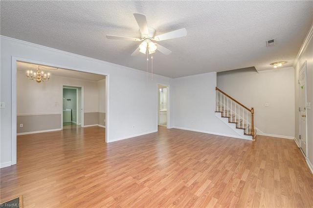 505 Tanners Park Court, Winston-salem, NC 27101