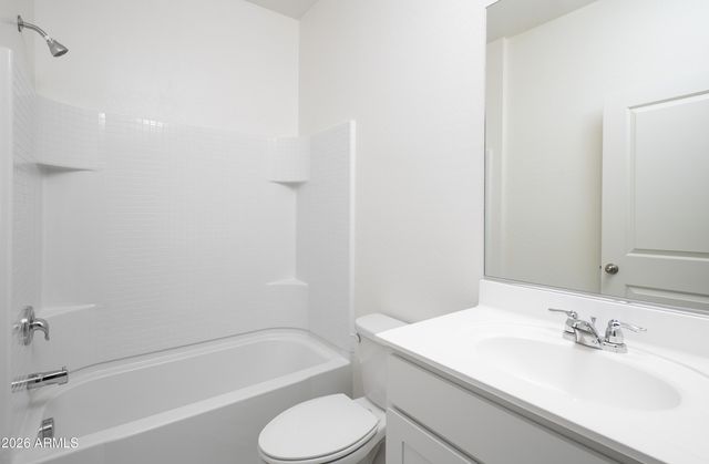 24189 W HUNTINGTON Drive, Buckeye, AZ 85326