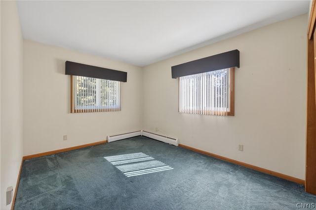 6590 Badgley Rd, Dewitt, NY 13057