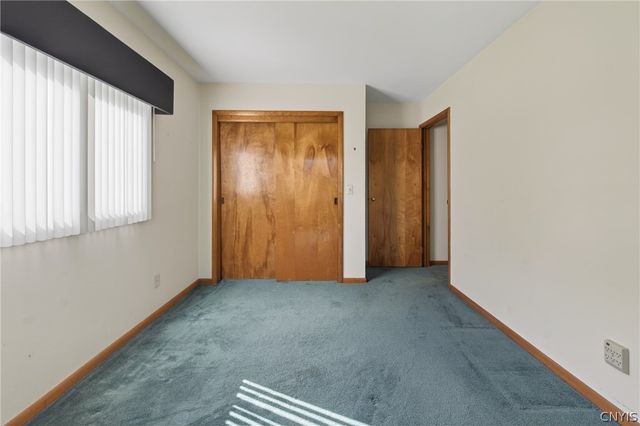 6590 Badgley Rd, Dewitt, NY 13057