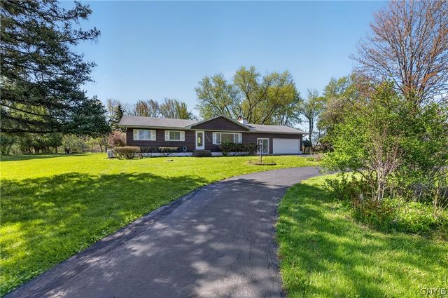 6590 Badgley Rd, Dewitt, NY 13057