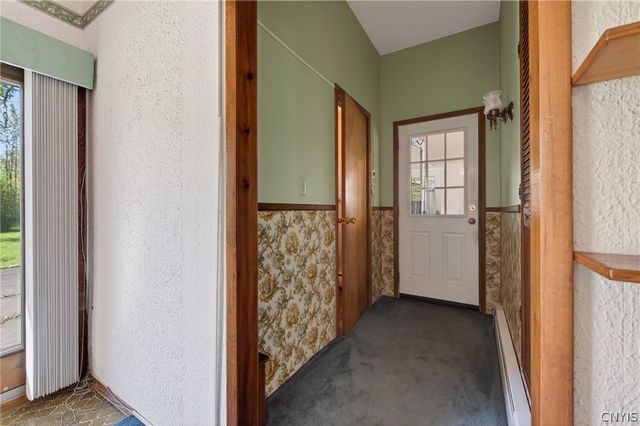 6590 Badgley Rd, Dewitt, NY 13057