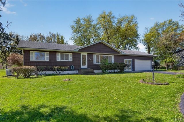 6590 Badgley Rd, Dewitt, NY 13057