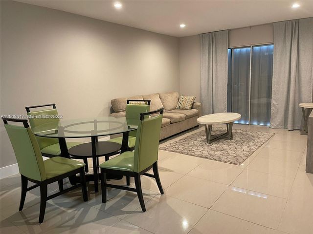 15201 NE 6th Ave C102, Miami, FL 33162