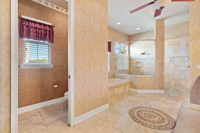 527 DOWLING CIRCLE, Lady Lake, FL 32159