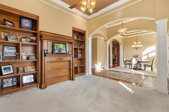 527 DOWLING CIRCLE, Lady Lake, FL 32159