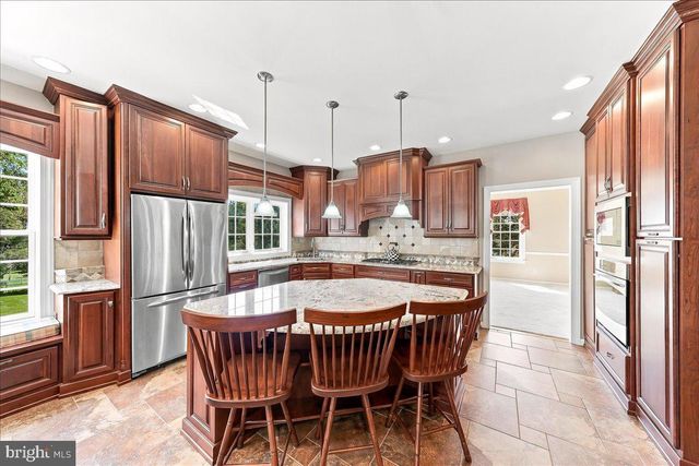 113 SUMMIT DR, Phoenixville, PA 19460