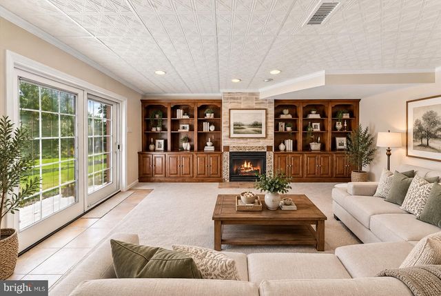 113 SUMMIT DR, Phoenixville, PA 19460