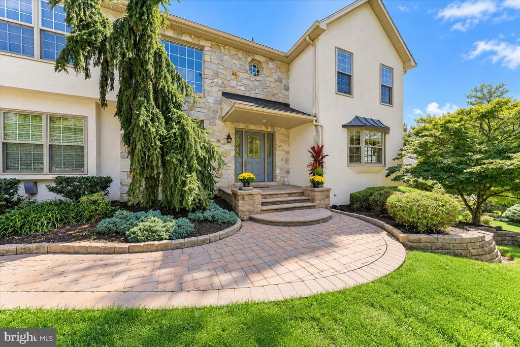 113 SUMMIT DR, PHOENIXVILLE, PA 19460 — photo 3