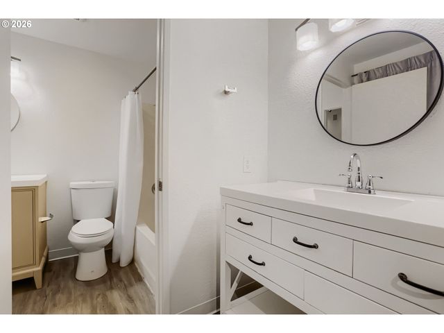 88 GALEN St, Lake Oswego, OR 97035