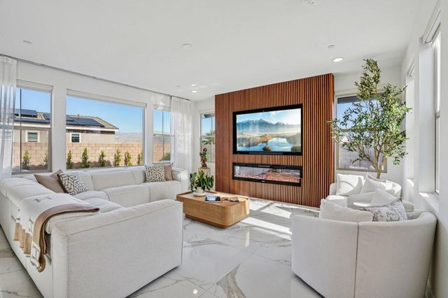 74404 Nichols Drive, Palm Desert, CA 92211