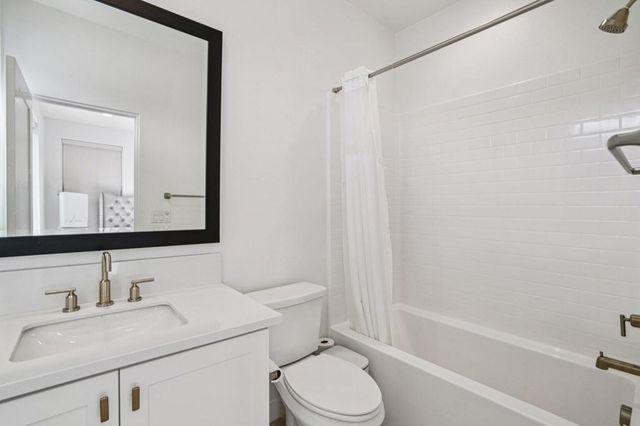 74404 Nichols Drive, Palm Desert, CA 92211