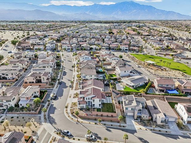 74404 Nichols Drive, Palm Desert, CA 92211