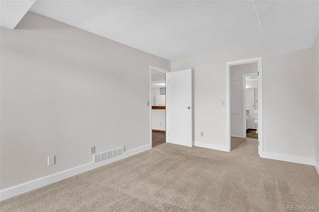 9666 Brentwood Way 203, Broomfield, CO 80021