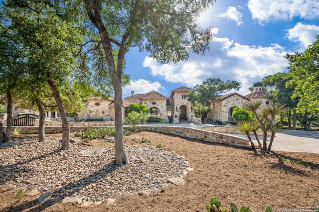 210 RIVERWOOD, Boerne, TX 78006