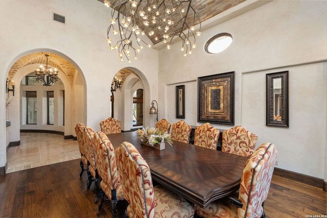 210 RIVERWOOD, Boerne, TX 78006