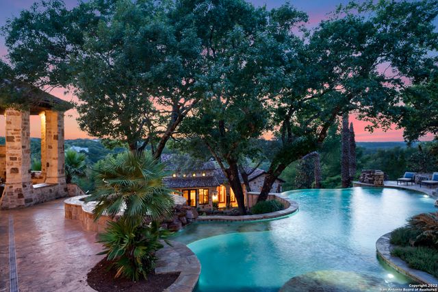 210 RIVERWOOD, Boerne, TX 78006