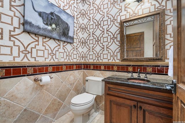 210 RIVERWOOD, Boerne, TX 78006