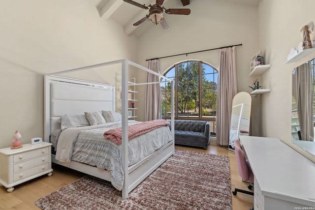 210 RIVERWOOD, Boerne, TX 78006