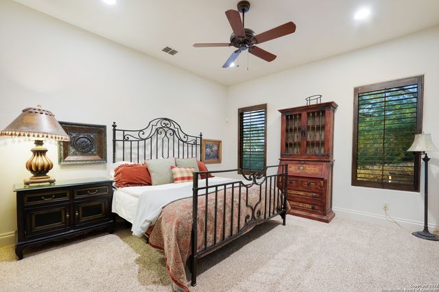 210 RIVERWOOD, Boerne, TX 78006