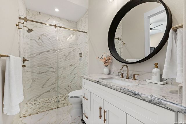 210 RIVERWOOD, Boerne, TX 78006