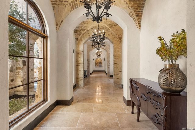 210 RIVERWOOD, Boerne, TX 78006