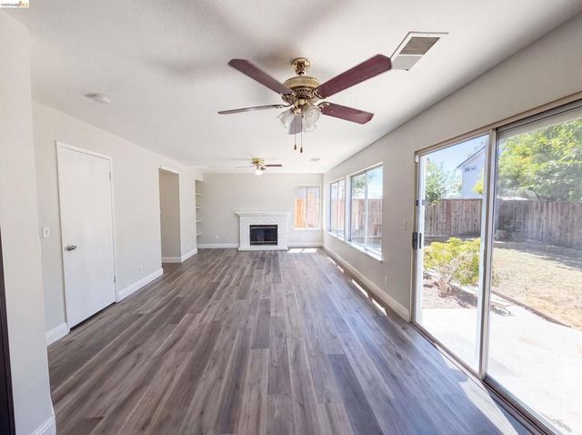 5150 Brookfield Ct, Antioch, CA 94531