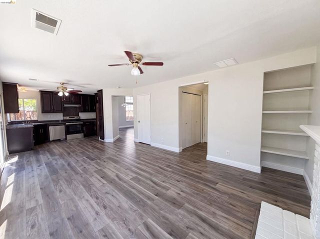 5150 Brookfield Ct, Antioch, CA 94531