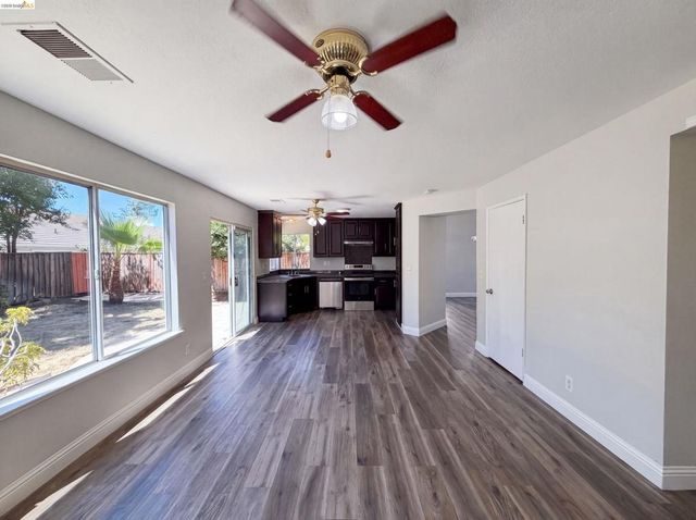 5150 Brookfield Ct, Antioch, CA 94531