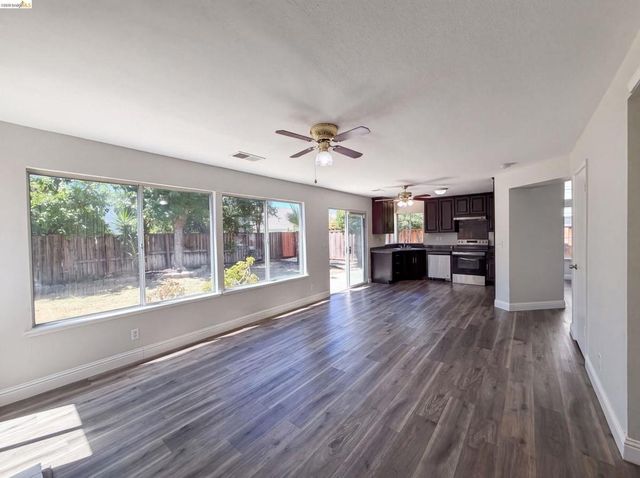 5150 Brookfield Ct, Antioch, CA 94531
