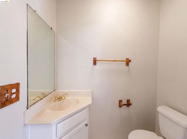 5150 Brookfield Ct, Antioch, CA 94531