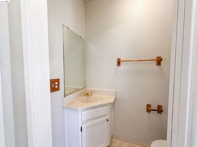 5150 Brookfield Ct, Antioch, CA 94531