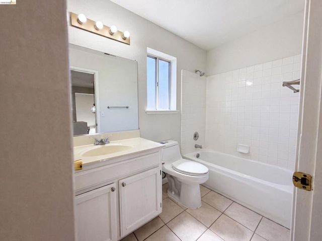5150 Brookfield Ct, Antioch, CA 94531