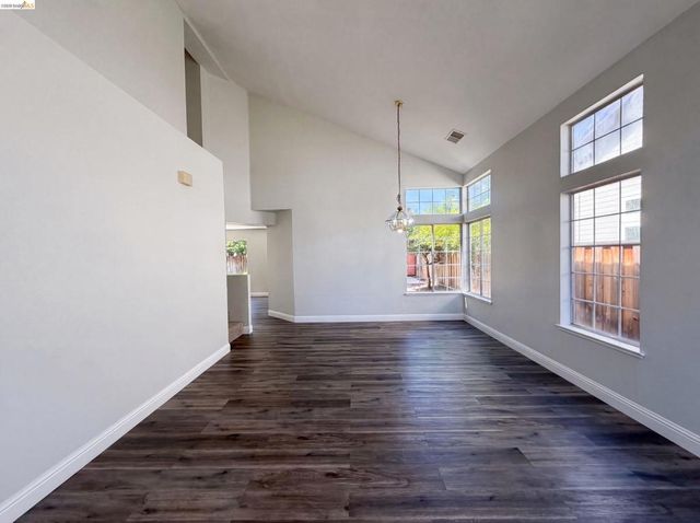 5150 Brookfield Ct, Antioch, CA 94531