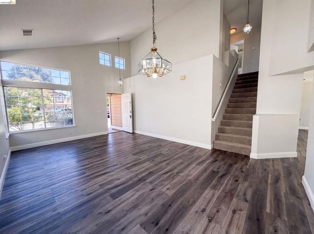 5150 Brookfield Ct, Antioch, CA 94531