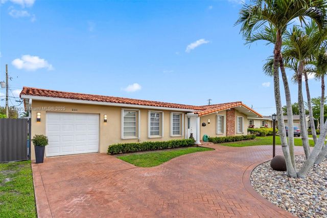 6311 SW 93rd Ct, Miami, FL 33173